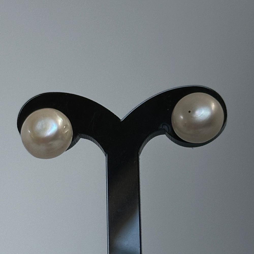 Pearl Stud Earrings